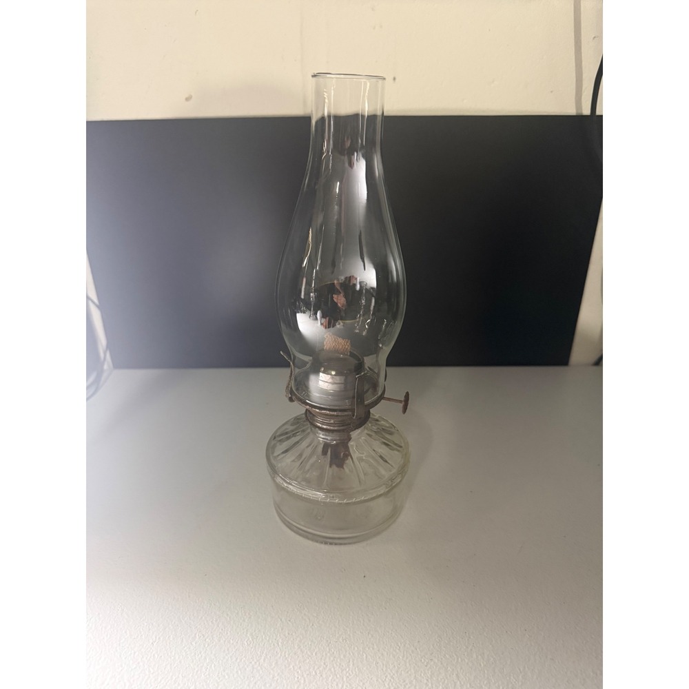 Vintage Clear Glass Oil Lamp Ribbed Base Hurricane Chimney Emergency Light 12in